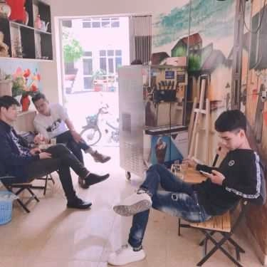 Không gian- Linh - Cafe & Kem Tươi