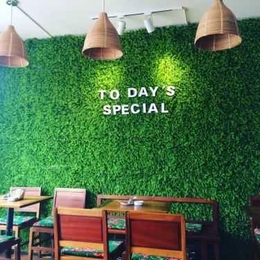 Không gian- LÔ Cafe