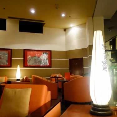 Không gian- Cafe Lobby Lounge - Hilton Hanoi Opera Hotel