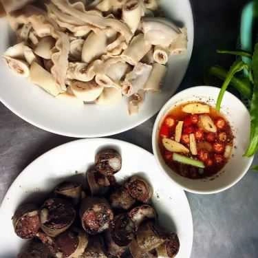 Món ăn- Ăn vặt Lòng Lợn Tiết Canh - Thụy Khuê