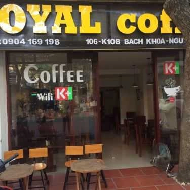Không gian- Loyal Coffee