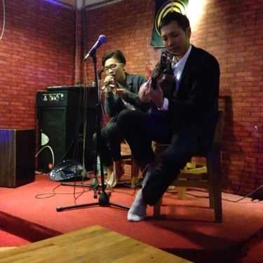 Không gian- Lucky Luck Cafe