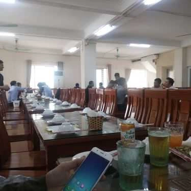 Không gian- Quán Nhậu Mai Huơng - Bia Hơi Hà Nội & Các Món Nhậu