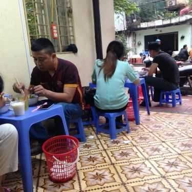 Không gian- Ăn vặt Miến, Bánh Đa Trộn - Vĩnh Hồ