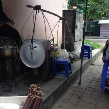 Không gian- Ăn vặt Miến Trộn, Bún Riêu & Bánh Đa Cua - Trung Hòa