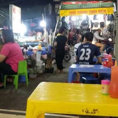 Không gian- Mĩm Tỷ Quán - Ốc Luộc & Đồ Ăn Vặt