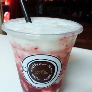 Món ăn- Min Coffee & Waffles
