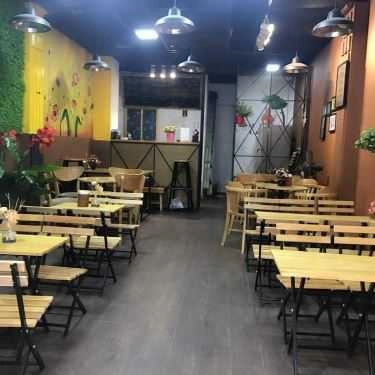 Không gian- Min Min Coffee