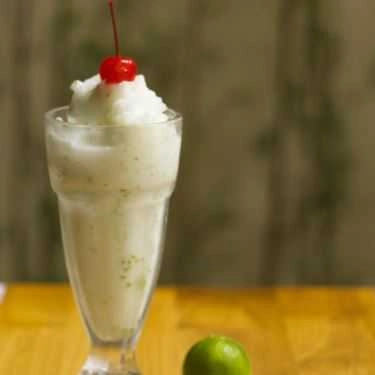 Món ăn- Moon Coffee - Lạc Long Quân