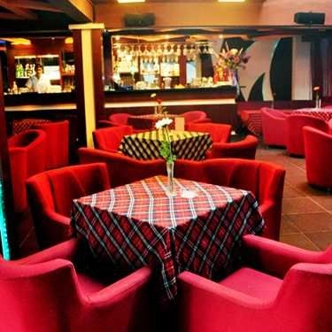Không gian- Music Fancier Cafe
