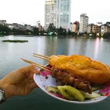 Món ăn- Ăn vặt Ngất - Thịt Xiên Nướng & Bánh Mì Bơ