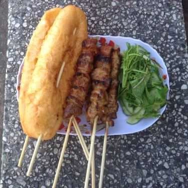 Món ăn- Ăn vặt Ngất - Thịt Xiên Nướng & Bánh Mì Bơ