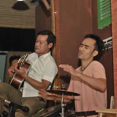 Tổng hợp- Ngõ Quán Cafe - Trung Kính