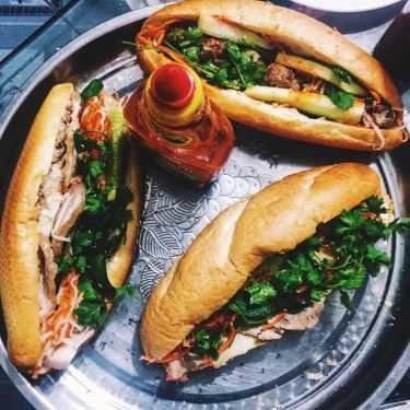 Món ăn- Ăn vặt Ngọc Thuốc C2 - Bánh Mì Kẹp Thịt