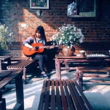 Không gian- Nguyễn Lê Cafe