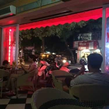 Không gian- Nhớ Phố Xưa Cafe