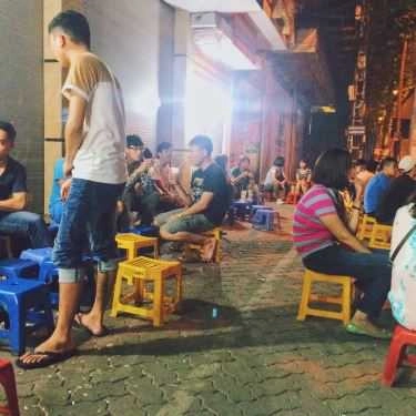Không gian- Ăn vặt Nước Ép Trái Cây - Cát Linh