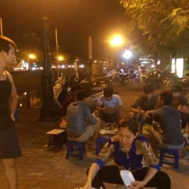 Không gian- Ăn vặt Tý Chuột - Nướng Lụi