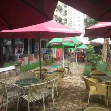 Không gian- One Coffee - Trần Hữu Dực