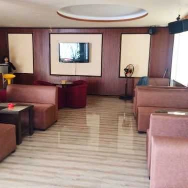 Không gian- Penthouse Coffee