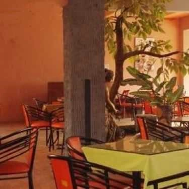 Không gian- Pharaon Cafe