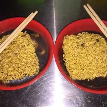 Món ăn- Ăn vặt Mì Gà Tần - Hàng Bồ
