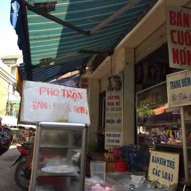 Không gian- Ăn vặt Phở Trộn - Chợ Nghĩa Đô