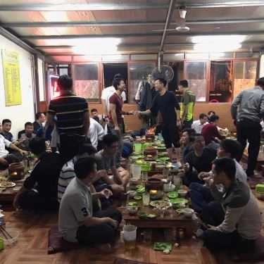 Không gian- Quán Nhậu Phú Hưng - Lẩu Đuôi Bò & Bò Nhúng Giấm