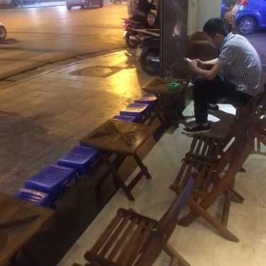 Không gian- Phương Linh Cafe - Nguyễn Hữu Huân