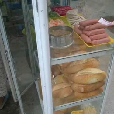Không gian- Tom Cafe - Đường Láng
