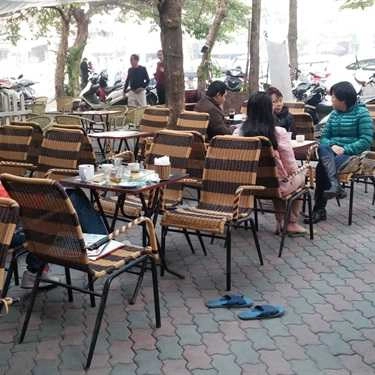 Không gian- Quán Khách Cafe