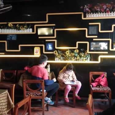 Không gian- Quán Khách Cafe