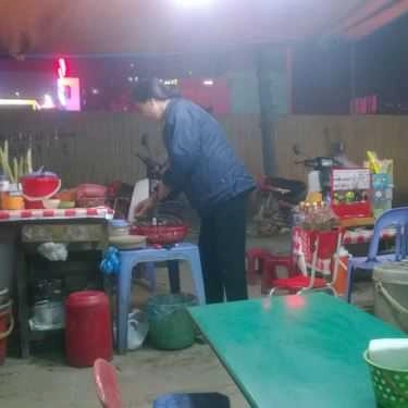 Không gian- Ăn vặt Ốc Nóng - Hồ Tùng Mậu