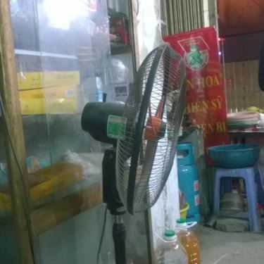 Không gian- Ăn vặt Ốc Nóng - Hồ Tùng Mậu