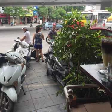 Không gian- Quang Hà Coffee - Nguyễn Chí Thanh