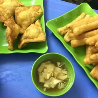 Món ăn- Ăn vặt Quẩy Nóng, Bánh Gối - Nguyễn Lương Bằng