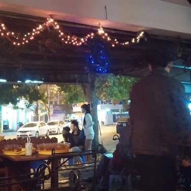 Không gian- Quỳnh Chi Cafe - Tạ Quang Bửu