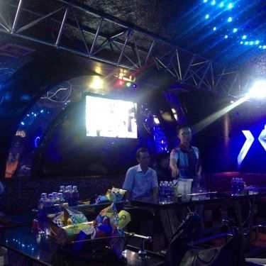 Không gian- Romantic - Cafe Vườn & Karaoke