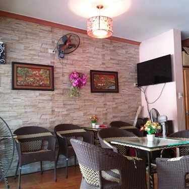 Không gian- Rubik Cafe
