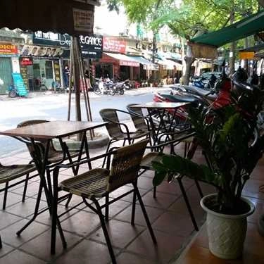 Không gian- Rubik Cafe