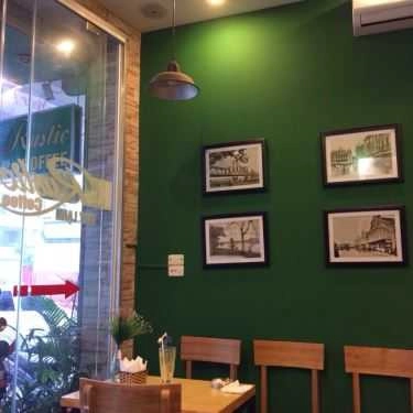 Không gian- Rustic Coffee