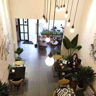 Không gian- Cafe Rustic House - Drink & Dessert