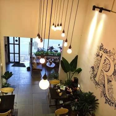 Không gian- Cafe Rustic House - Drink & Dessert