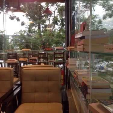 Không gian- Sách Cafe - Xuân Thủy
