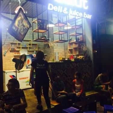 Tổng hợp- Cafe Salut Deli & Juice Bar - Quang Trung