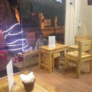 Không gian- Simple Coffee -  Đơn Giản Là chất Lượng