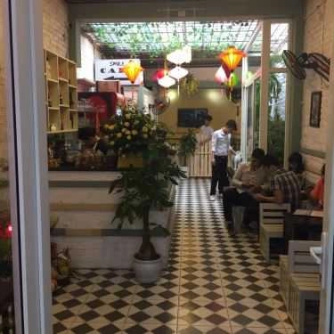 Không gian- Smile Coffee - Tạ Quang Bửu