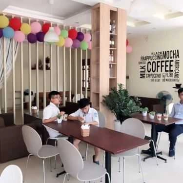 Không gian- Smile Milk Tea & Coffee