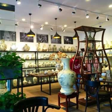 Không gian- ST. Andrews Coffee