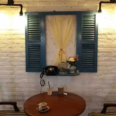Không gian- Sunday Coffee